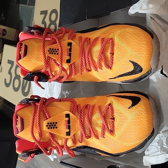 LeBron XII - Picture 10 of 11